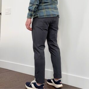 Vuori Meta Athletic Slim Fit Performance Pant Gray Men’s Size 30